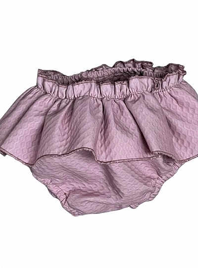 Powder pink piqué panties with ruffles.