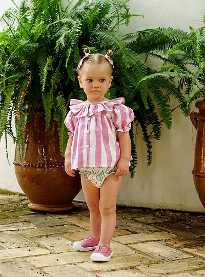 Set for girls. Blouse and panties from the Leaves collection by José Varón