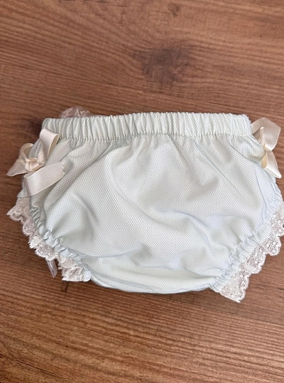 Tulle panties with lace in three colors. Sizes 6 and 12 months